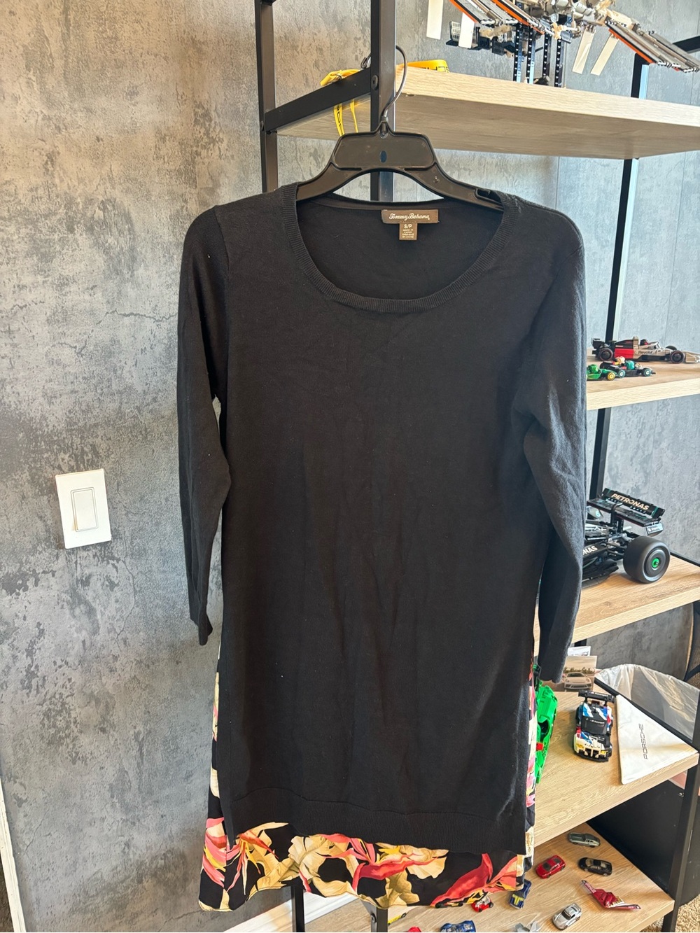 Tommy Bahama Black Knit Scoop-Neck Top